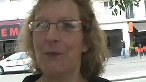 Francoise. Maman Pleine de Foutre
