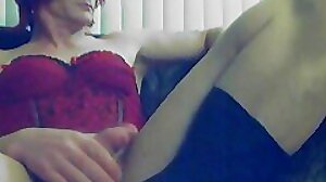 Crossdress redhead masterbating and self fuck attempt