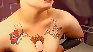 Busty Naturals Tattoo Babe Webcam Show