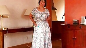 Very old granny dildo fun