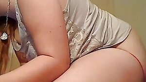 Curvy Teen Babe Big Ass Flash