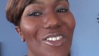 Large boobs choco shemale bombshell Chasidy gives bj while stroking her cock