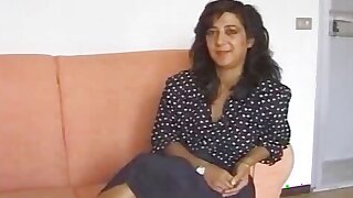 Hot Amateur Italian MILF