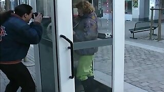 Horny mature whore smokes big boner