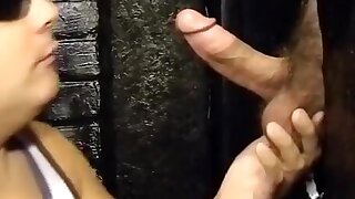 ENGULFING A CLASSY BI-SEXUAL PECKER--1ST TIMER, THIS CLASSY BISEX DONG IS A 1ST TIMER AND WANTED TO RECEIVE SUCKED AND HAVE HIS BALLS LICKED ALOT..STYLISH CHAP WITH A VALUABLE ROD AND BALLS