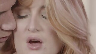 Blonde mom sucks and fucks till cumshot, Sexy blonde pussy till she wanked him for cumshot