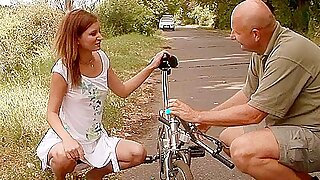 MILF fucks a small-dicked old man