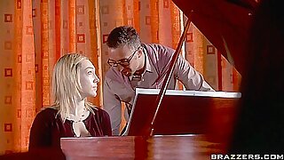 Lily Labeau In : Porking The Piano Professor
